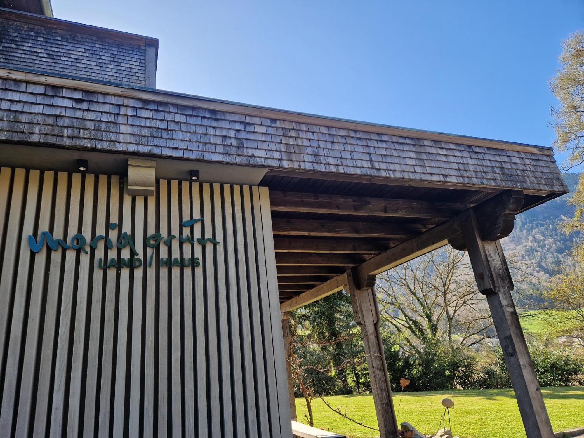 Landhaus Maria Gruen B&B เฟลด์เคียร์ช ภายนอก รูปภาพ